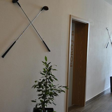 Hotel Golf Jezera Ostrozska Nova Ves Ngoại thất bức ảnh