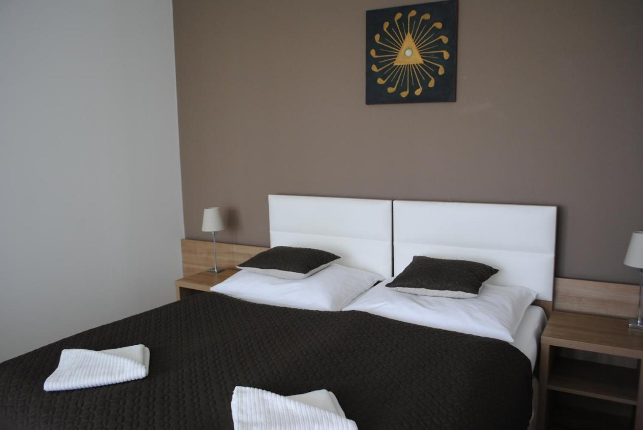 Hotel Golf Jezera Ostrozska Nova Ves Ngoại thất bức ảnh